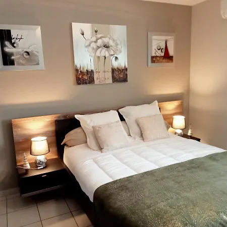 O Jardin Provencal, Logement Independant Entier, Piscine, Spa, Jardin Privat bolig Bagnols-sur-Cèze