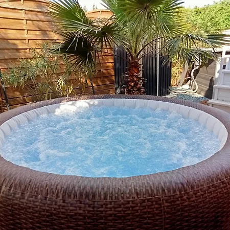 O Jardin Provencal, Logement Independant Entier, Piscine, Spa, Jardin
